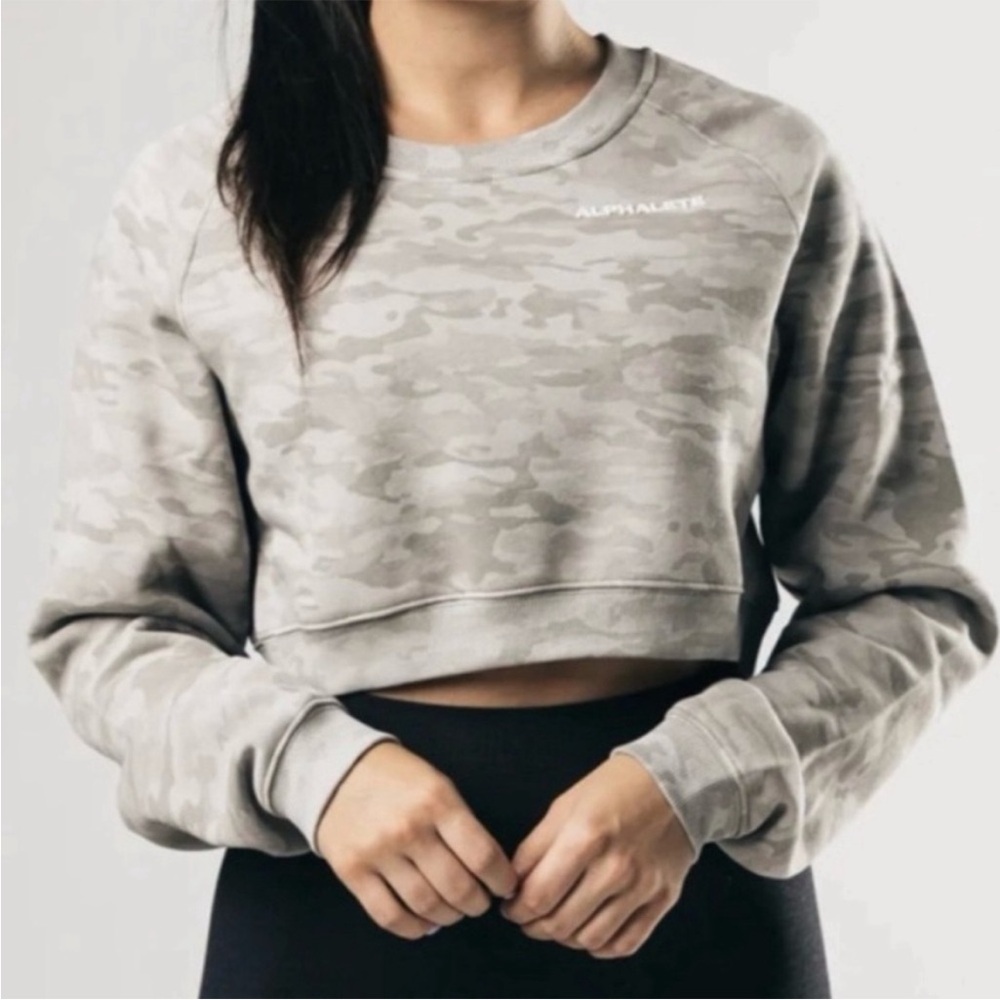 Alphalete Cropped Crewneck